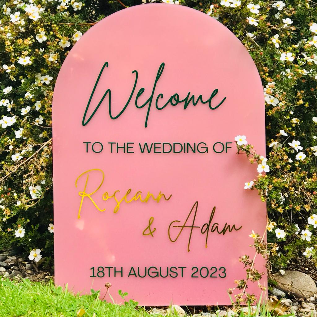 A2 Arched Welcome Sign