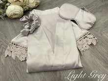 Load image into Gallery viewer, Kids Lace Trim Robe
