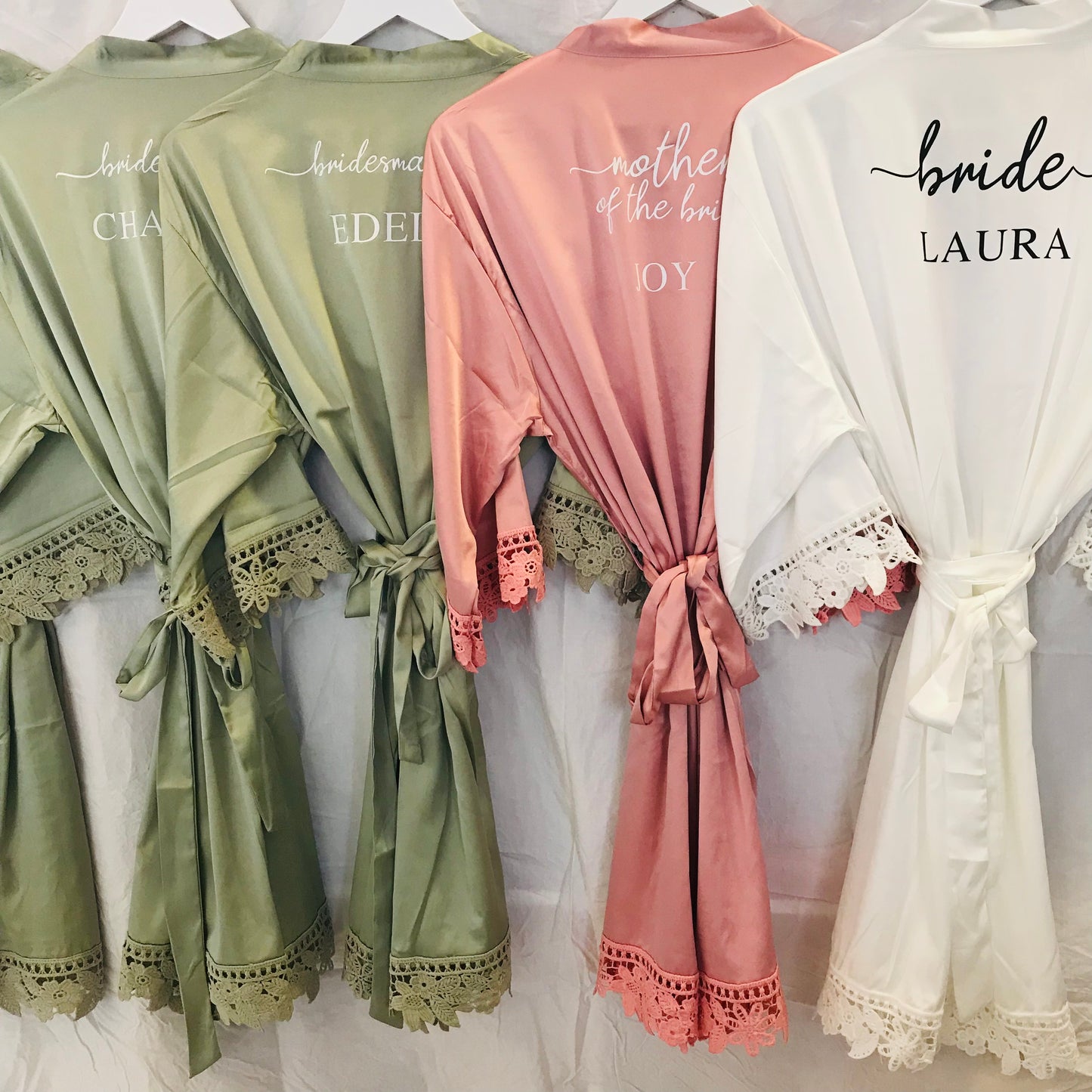 Ladies Lace Trim Robe